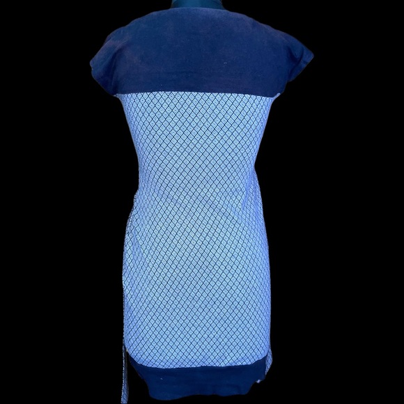 One piece dress - Picture 2 of 2